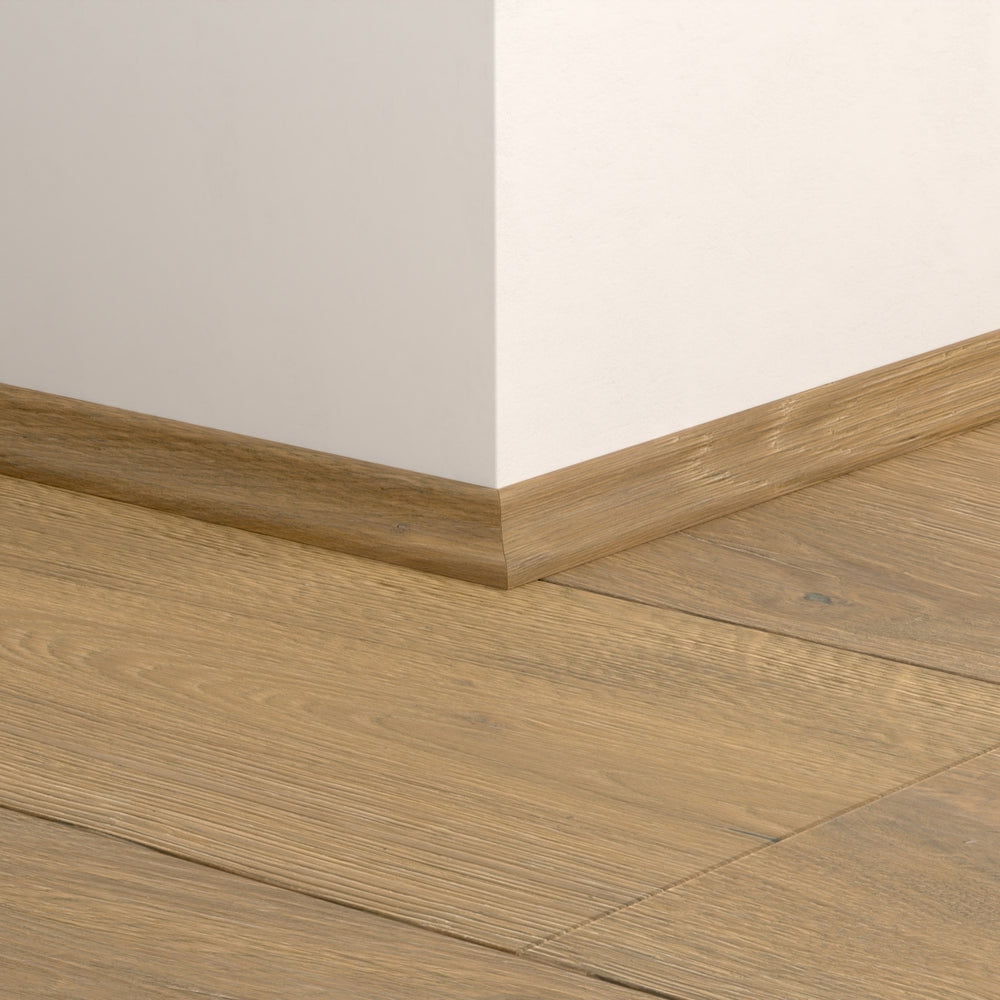 TopShots QSWSCOT06031MM_ScotiaSkirting01.jpg