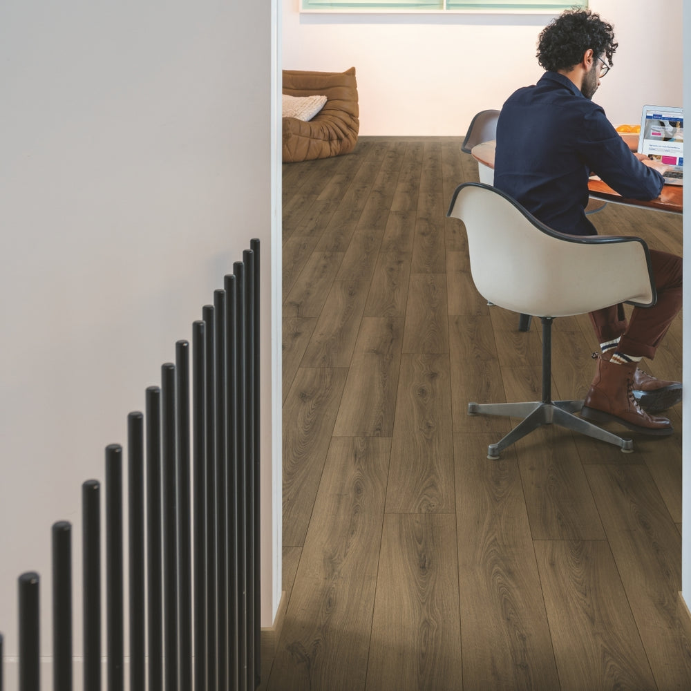 Interior Pictures CLM5789_Interior01.jpg