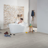 Interior Pictures IM3560_Interior02.jpg