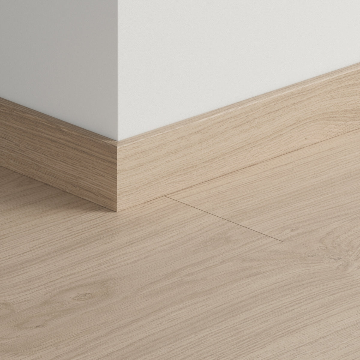 TopShots QSSK01304_QS_Laminate standard skirting_Installed_MAIN.jpg