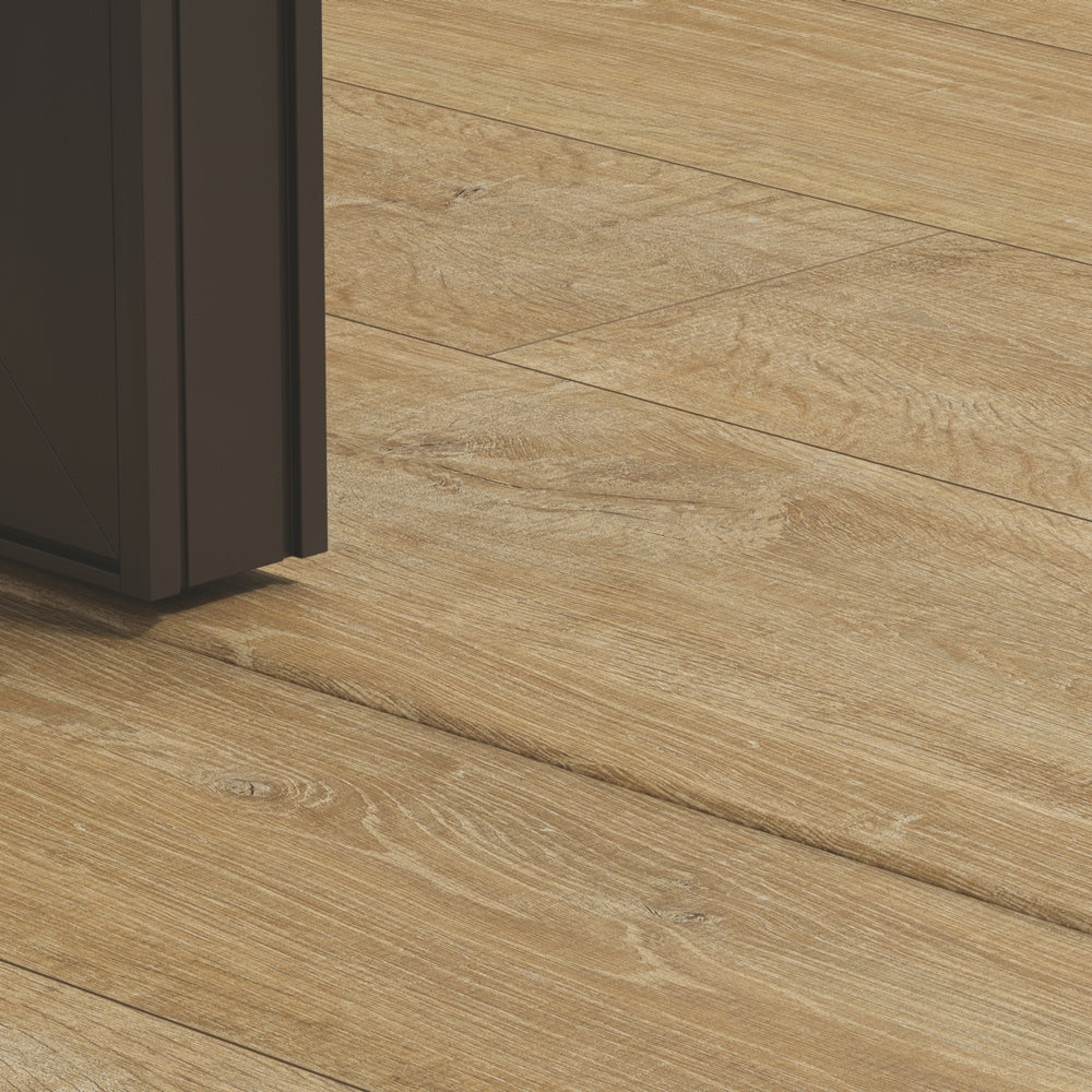 TopShots QSINCP03578_QS_Laminate incizo_Installed_MAIN.jpg