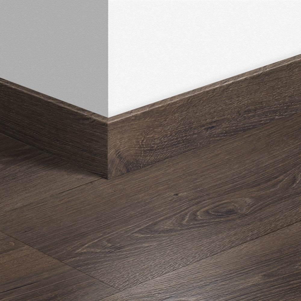 TopShots QSPSKR03553_ParquetSkirting01.jpg