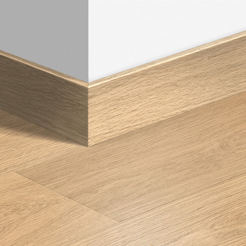 TopShots QSLPSKR01283_LargoSkirting01.jpg