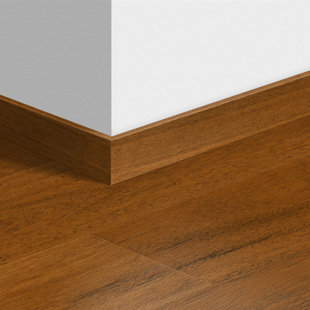 TopShots QSSK04760_StandardSkirting01.jpg