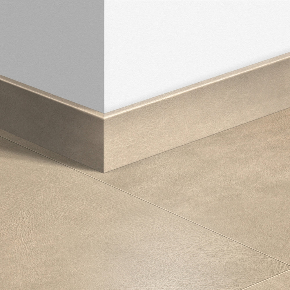 TopShots QSPSKR01401_ParquetSkirting01.jpg