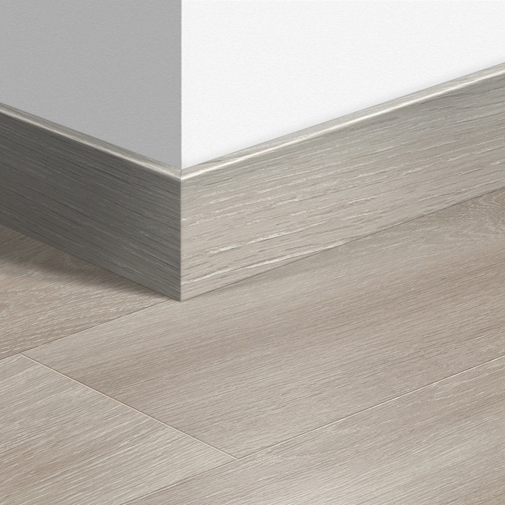 TopShots QSLPSKR01660_LargoSkirting01.jpg