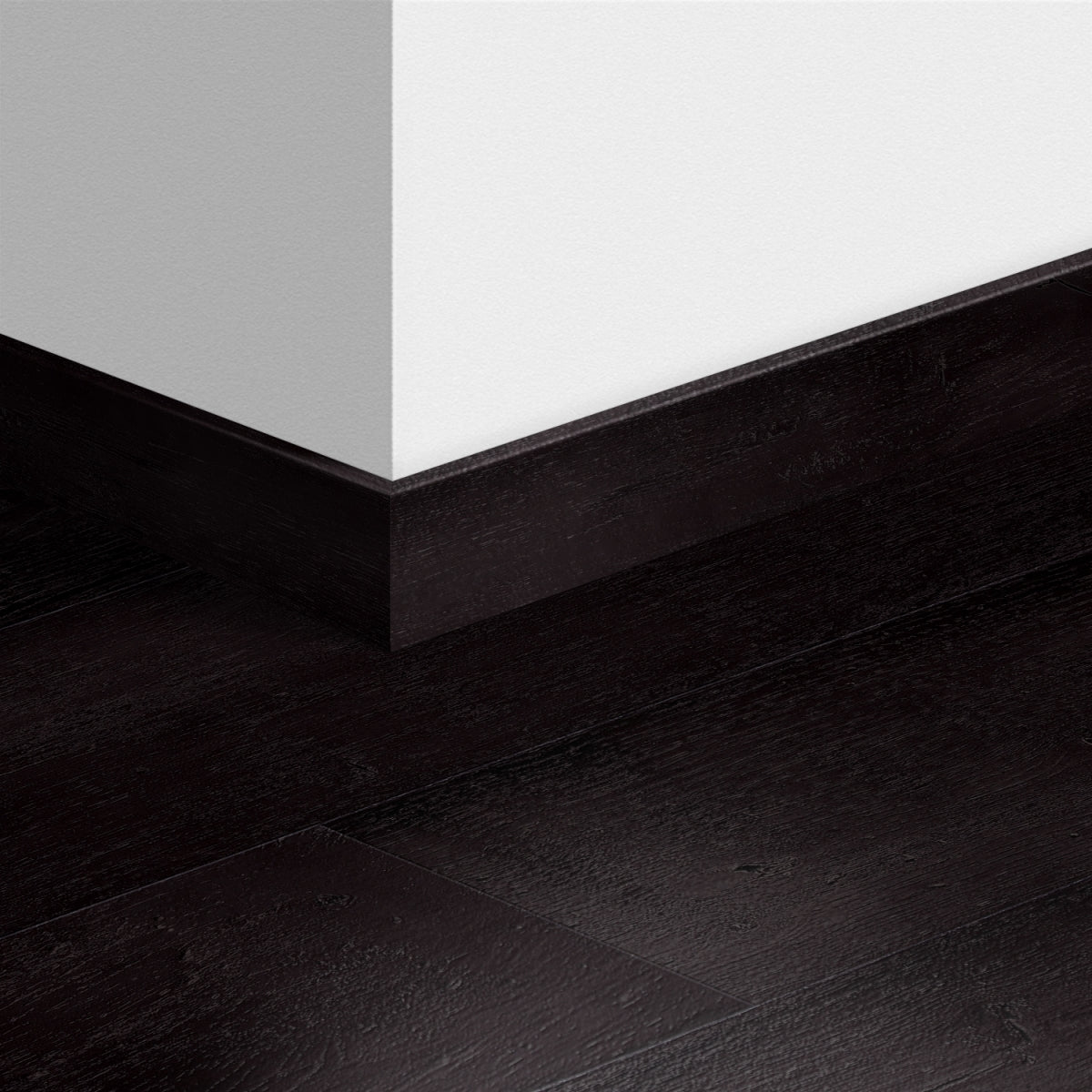 TopShots QSSK04755_StandardSkirting01.jpg