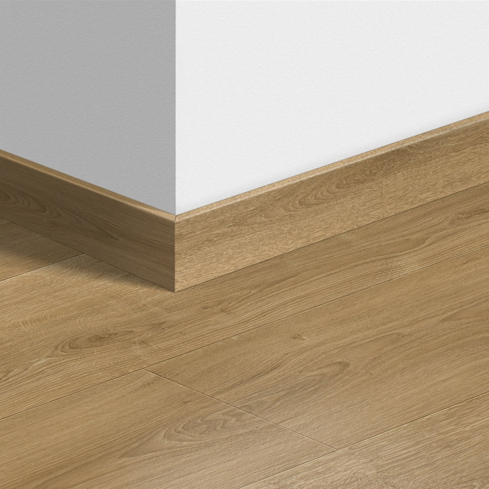TopShots QSSK04762_StandardSkirting01.jpg