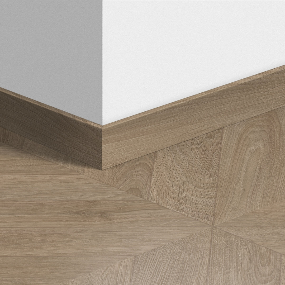 TopShots QSSK04164_StandardSkirting01.jpg