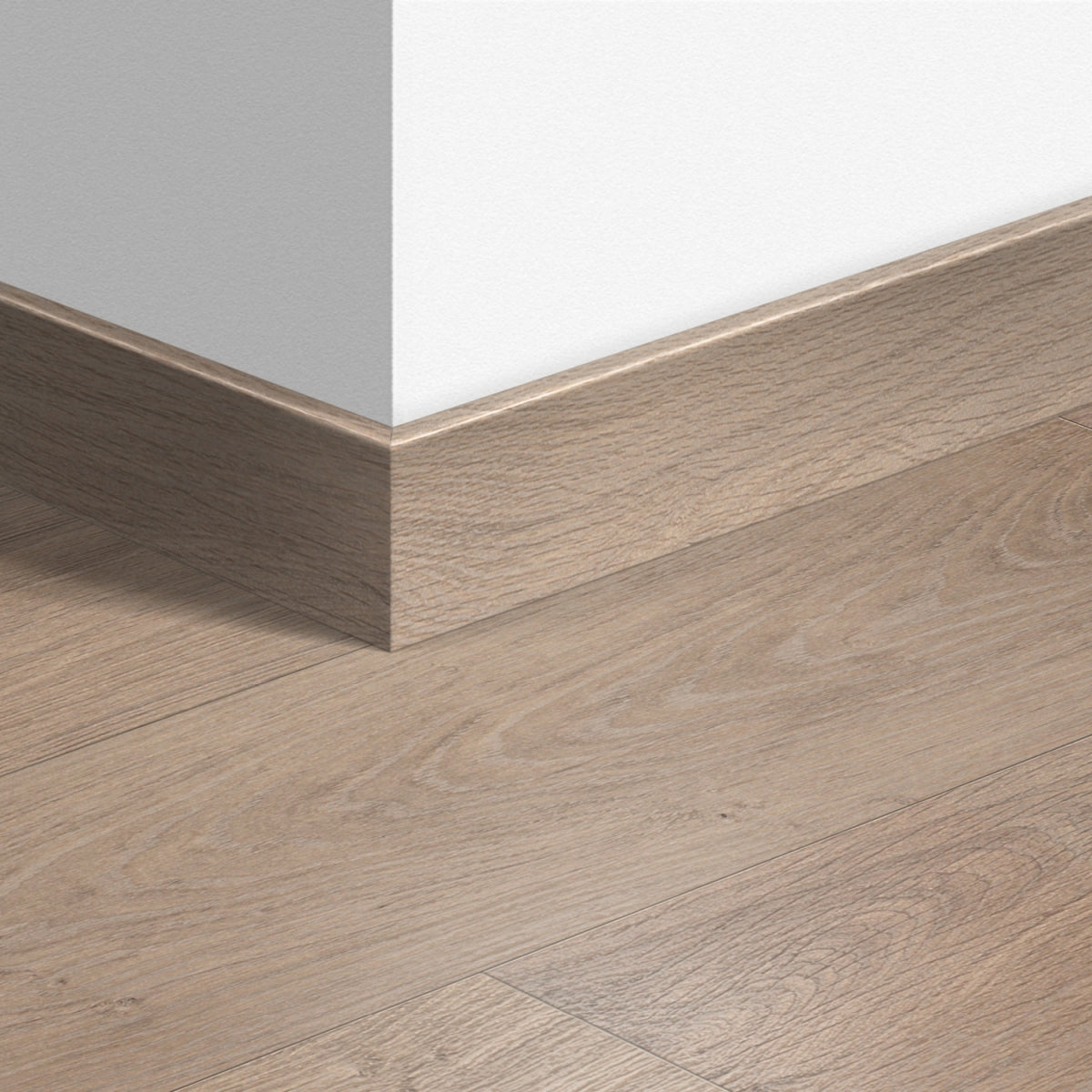 TopShots QSPSKR01291_ParquetSkirting01.jpg