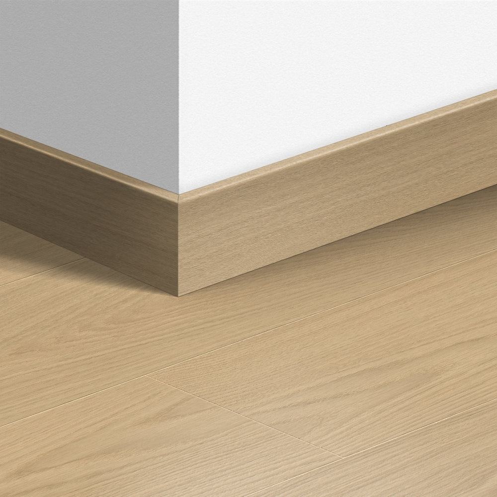 TopShots QSPSKR04750_ParquetSkirting01.jpg