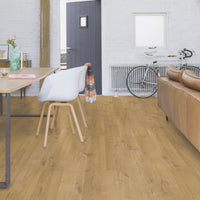 Interior Pictures IM1855_Interior02.jpg
