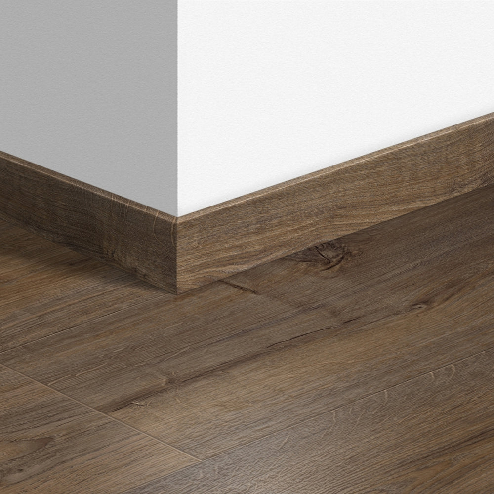 TopShots QSSK01664_StandardSkirting01.jpg