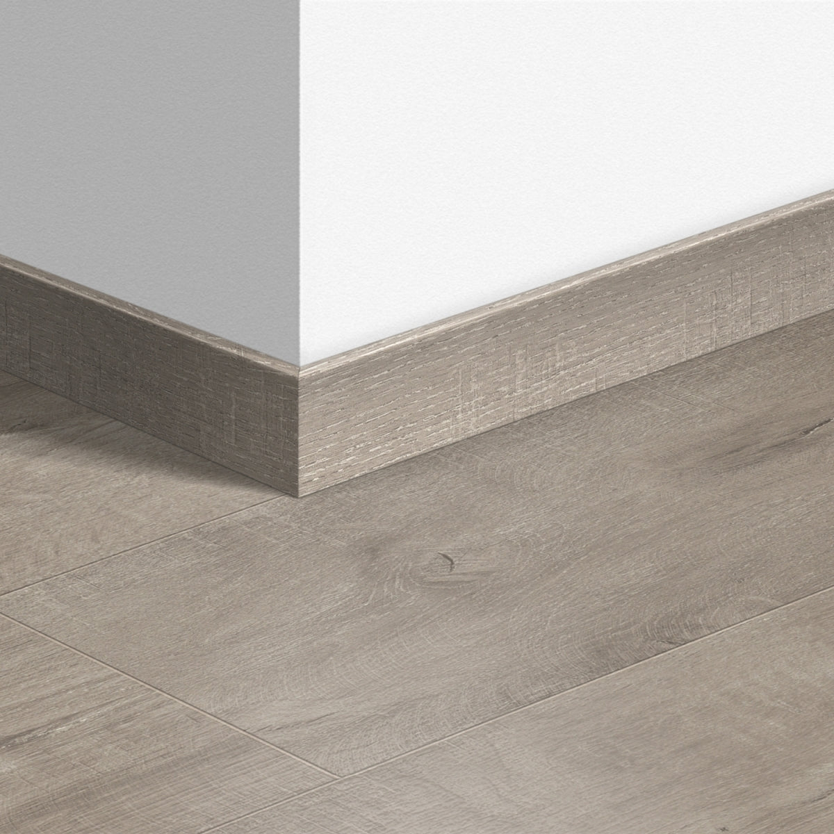 TopShots QSSK01663_StandardSkirting01.jpg