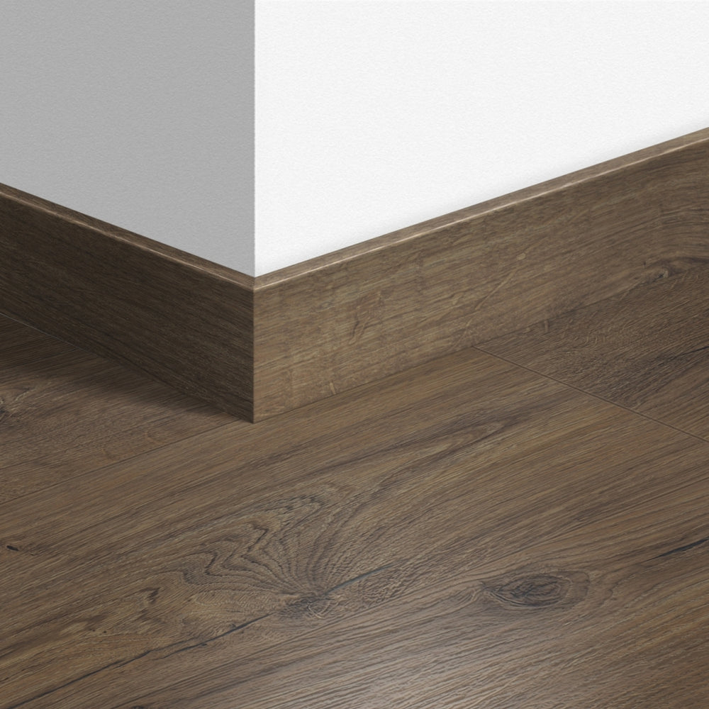 TopShots QSPSKR01849_ParquetSkirting01.jpg