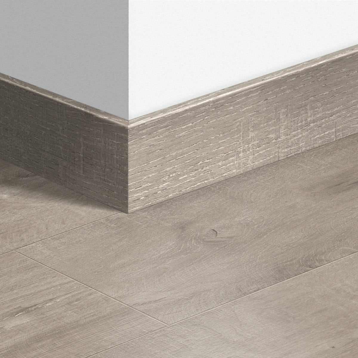 TopShots QSLPSKR01663_LargoSkirting01.jpg