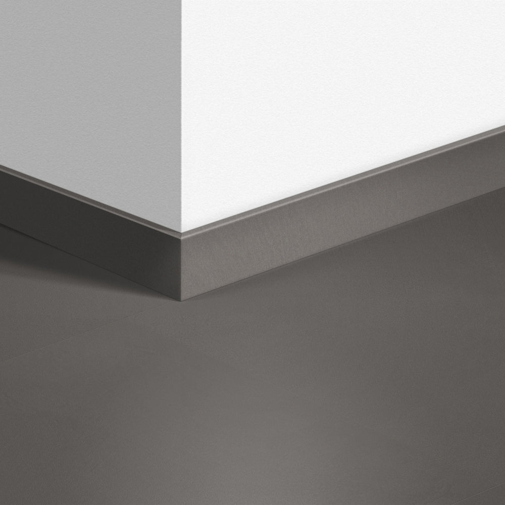 TopShots QSVSK40140_StandardSkirting01.jpg