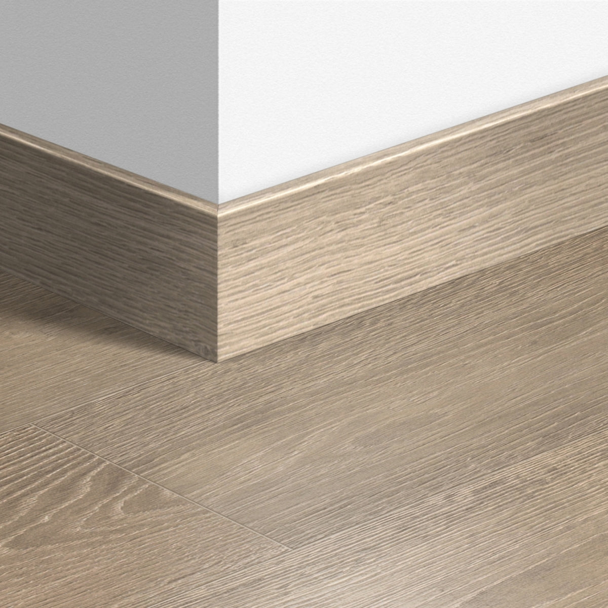 TopShots QSLPSKR01285_LargoSkirting01.jpg